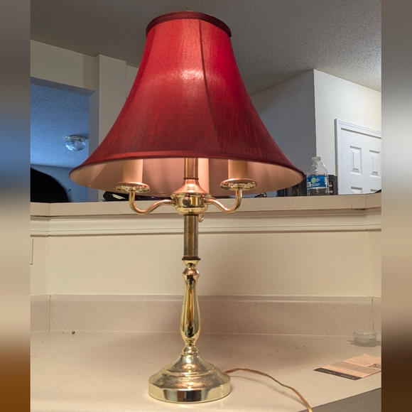 Nice table lamp - Picture 3 of 9